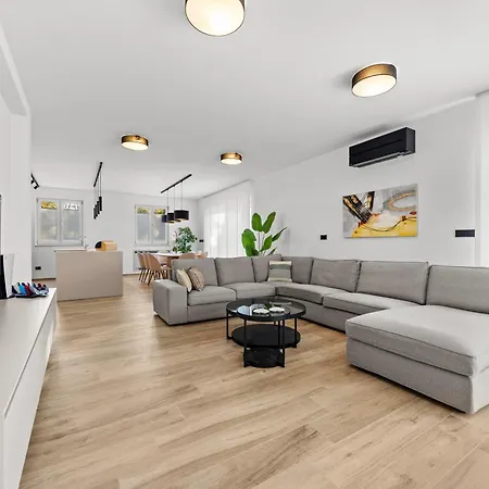 Gardenia Vila