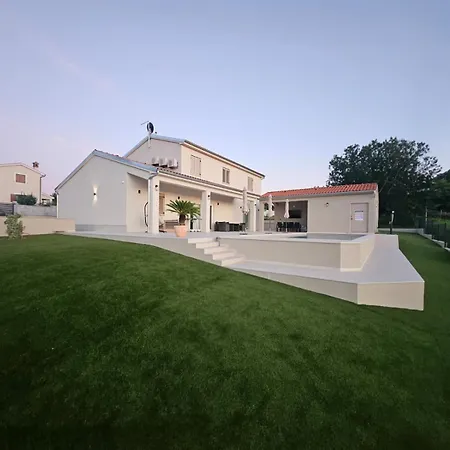 Gardenia Villa *